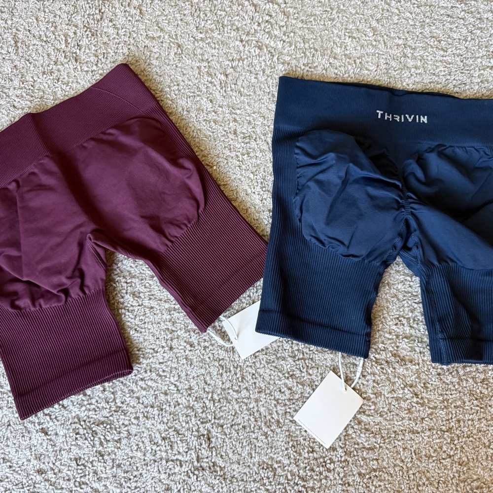 Thrivin Ribbed High-Waist Athletic Shaping Shorts in Navy & Burgundy (2-Pack) - Picture 2 of 6